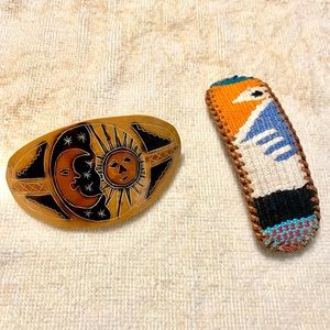 Set of 2 barrettes from South America